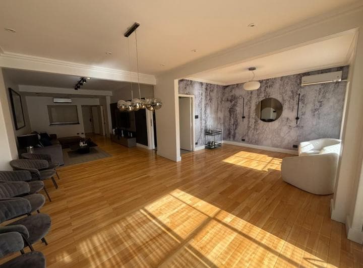 Departamento Alquiler 170m² de 4 ambientes
