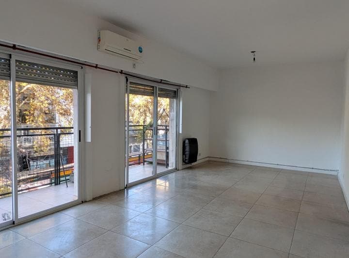 Departamento de 3 ambientes Alquiler $ 1.200.000