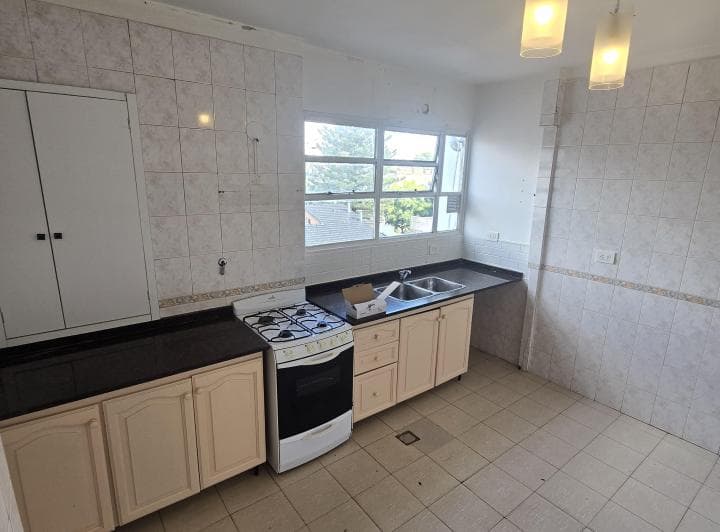 Departamento Alquiler 110m² de 3 ambientes