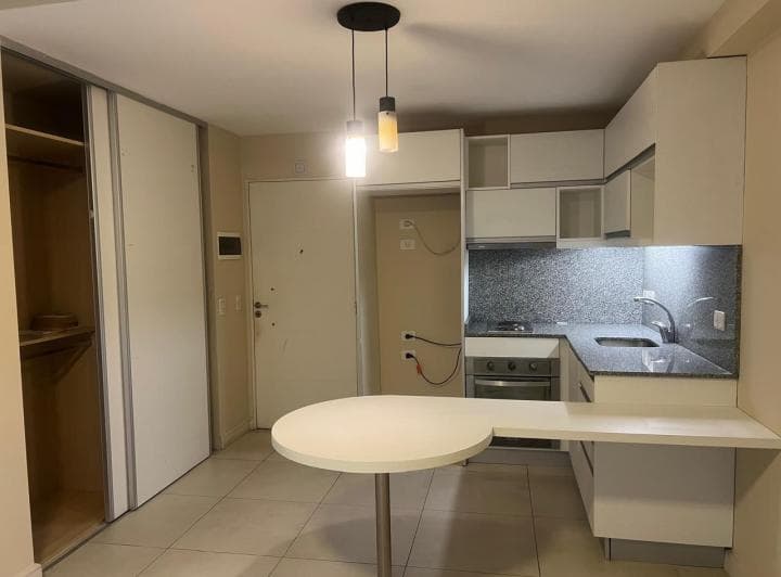 Departamento 2 ambientes en Recoleta - foto 1