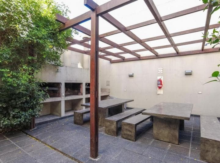 Living comedor con salida a un lindo balcon. Super luminoso
Cocina muy comoda co