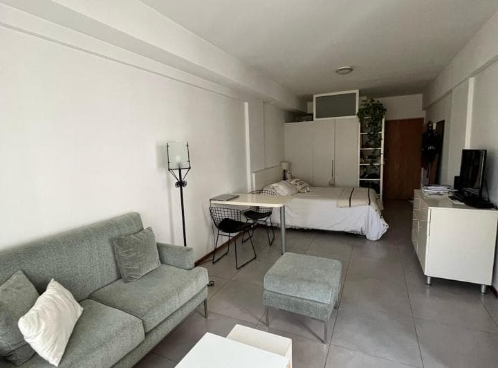 Precioso departamento monoambiente amoblado
Los muebles fueron hechos a medida p