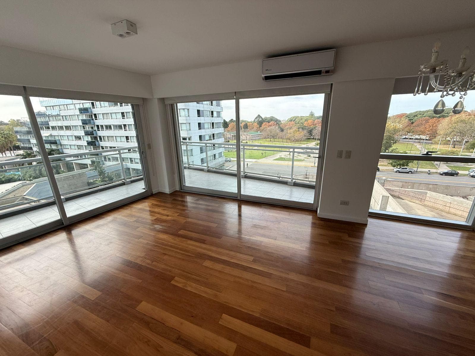 Departamento 3 ambientes en Puerto Madero - foto 1