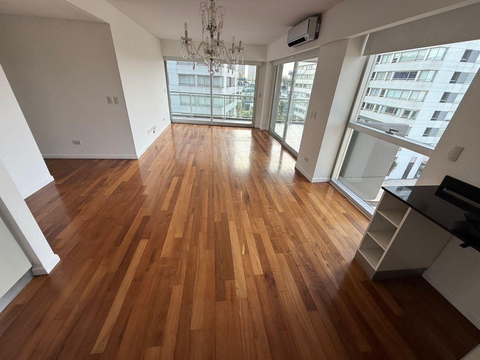 Departamento 3 ambientes en Puerto Madero - foto 2