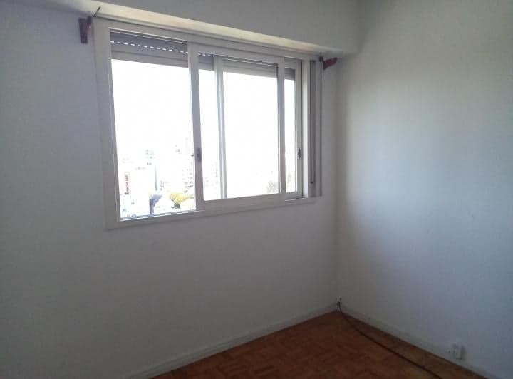 Departamento de 3 ambientes Alquiler $ 900.000