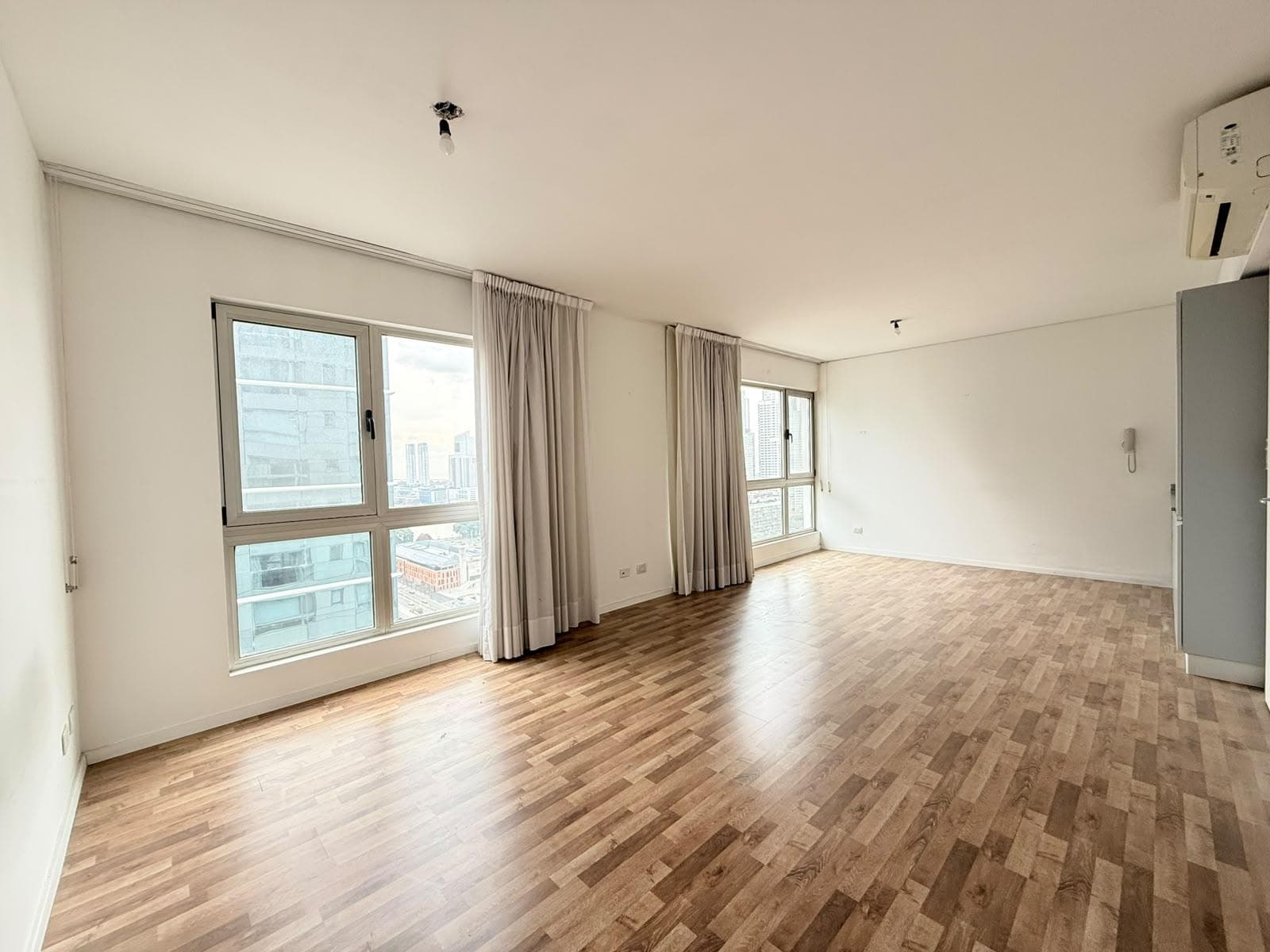 Departamento 1 ambientes en Puerto Madero - foto 1