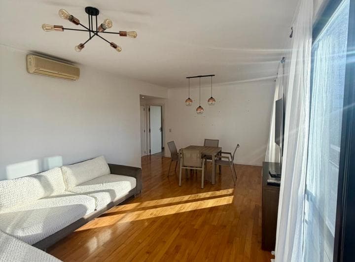 Departamento en Alquiler de 3 ambientes 