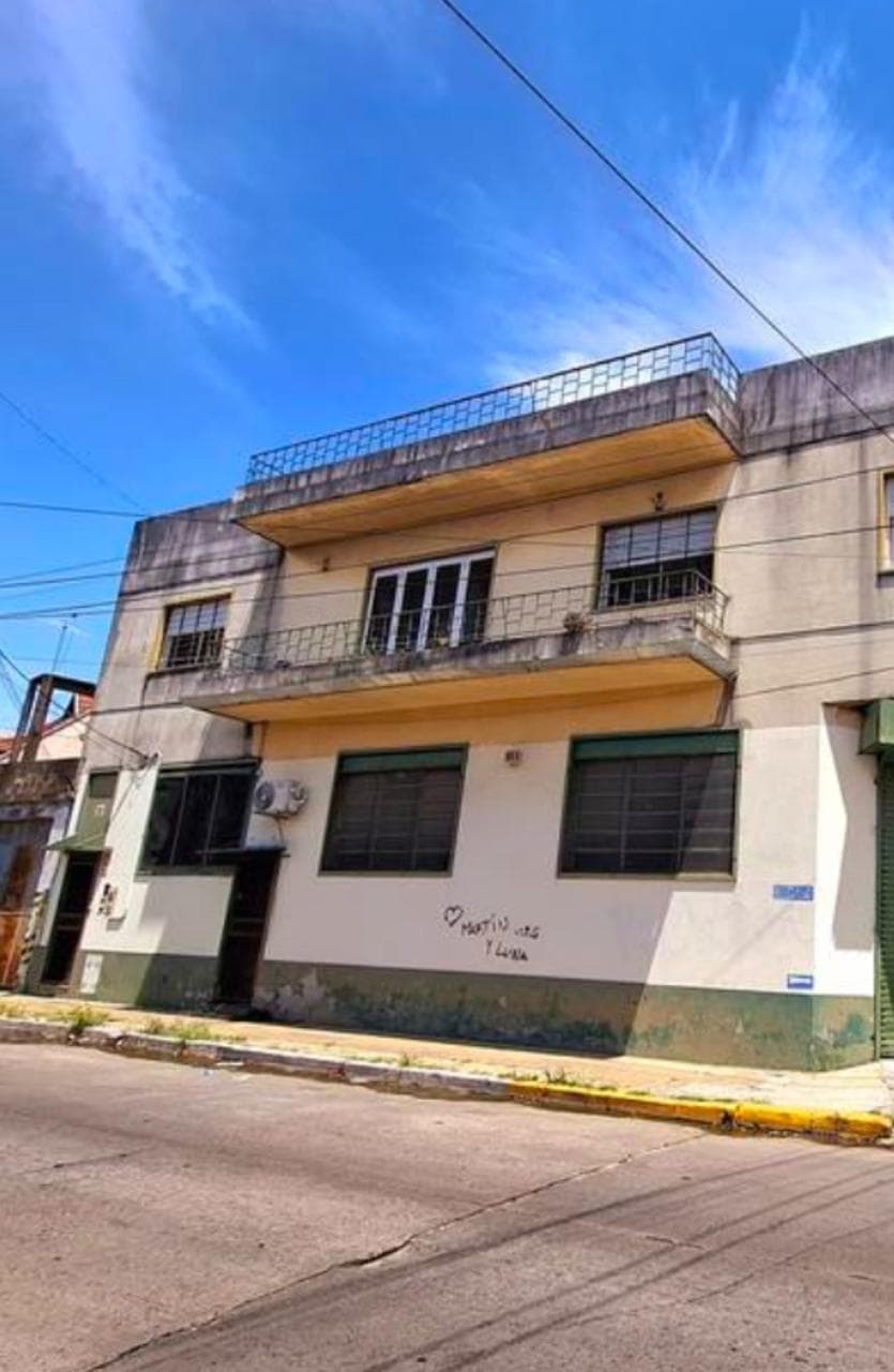 Departamento 5 ambientes en Bernal, Quilmes - foto 1