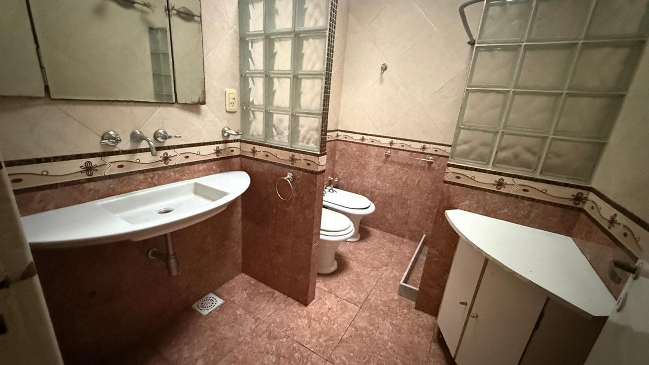 Casa 5 ambientes en La Plata - foto 9