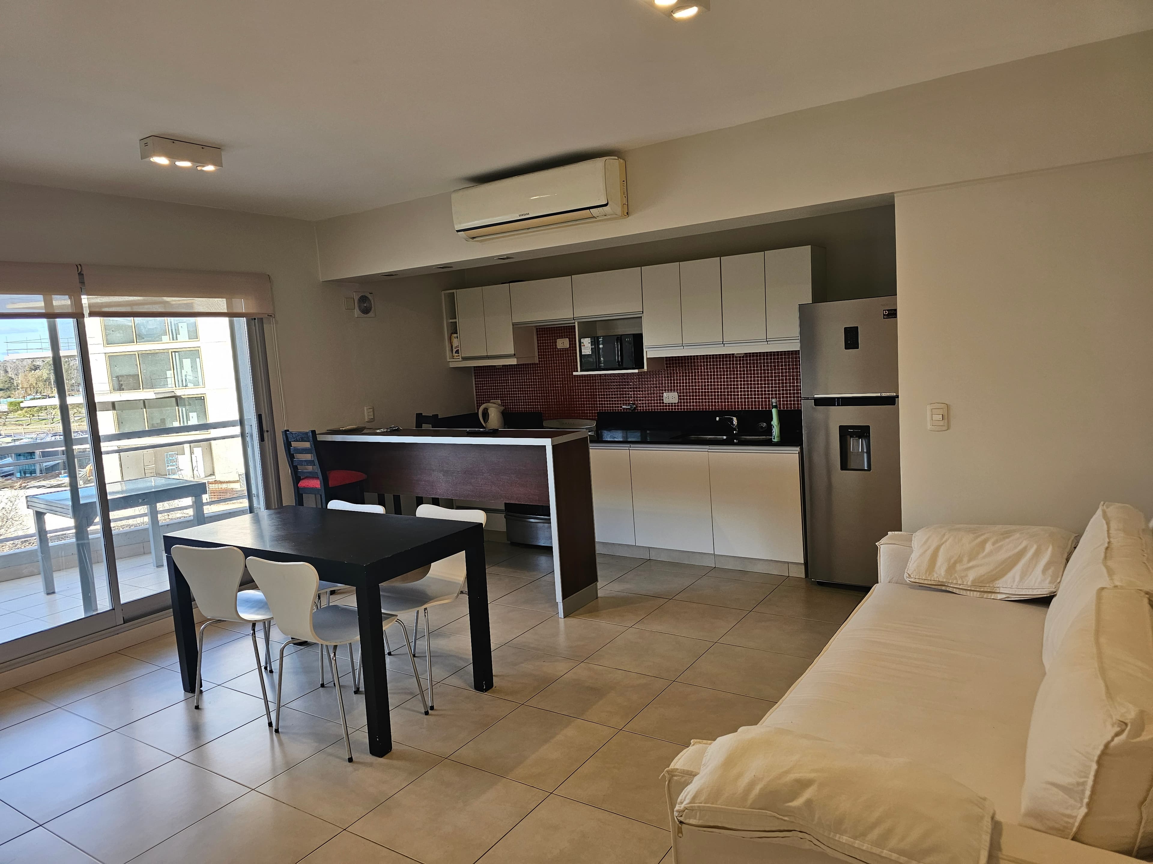 Departamento 2 ambientes en Ribera, Islas del Canal - foto 4