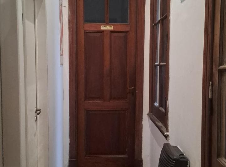Se alquila ph tipo casa,  única unidad con entrada independiente en planta baja,