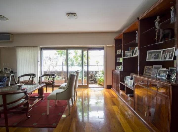 Departamento 4 ambientes en Recoleta - foto 1