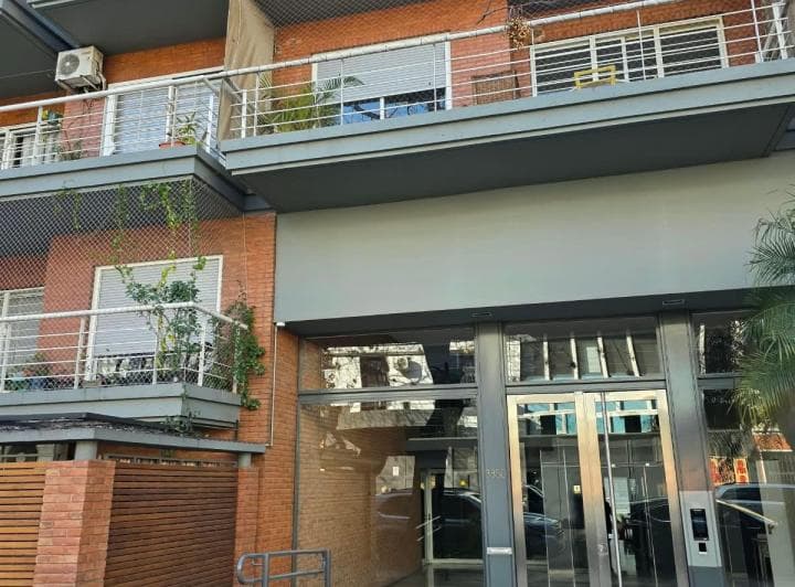 Espectacular Departamento con Patio en PB. Como vivir en una casa. En la mejor z