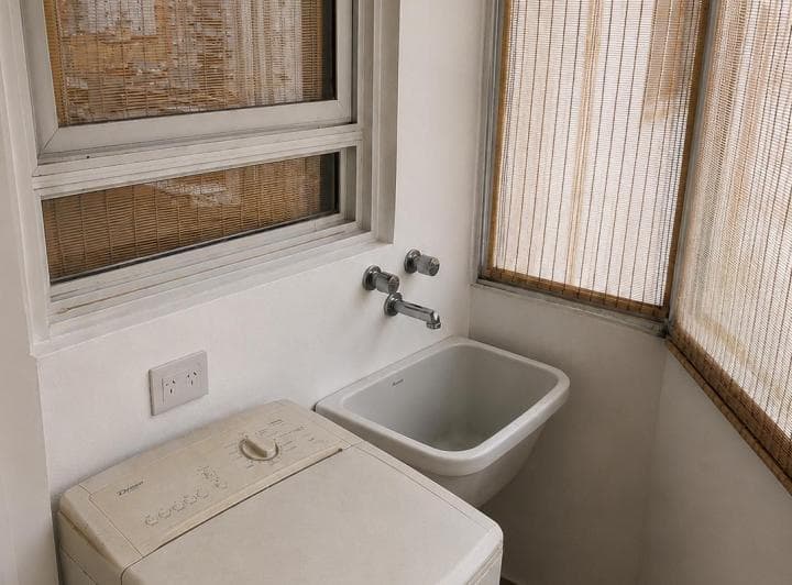 Se alquila departamento piso 7, sobre calle Potosí, entre Yatay y Rio de Janeiro