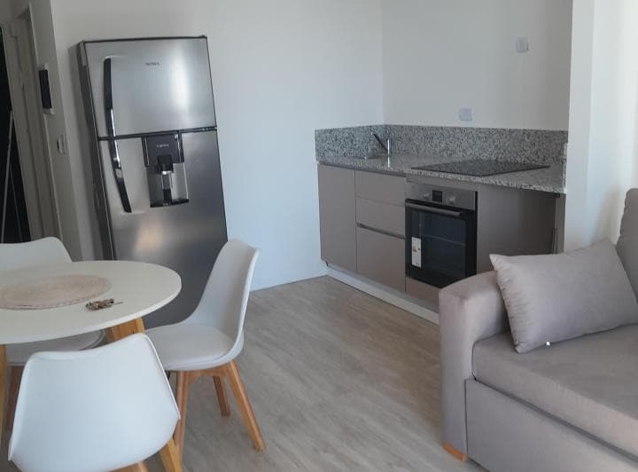 Departamento de 1 ambiente Alquiler USD 650