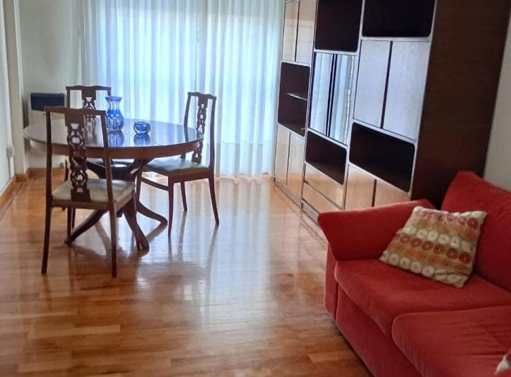 Excelente dpto. en la mejor zona de villa Pueyrredón
Buena iluminación en todos