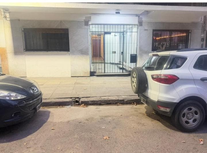Contacto por Whassap 
Departamento de un ambiente y medio dividido en planta baj