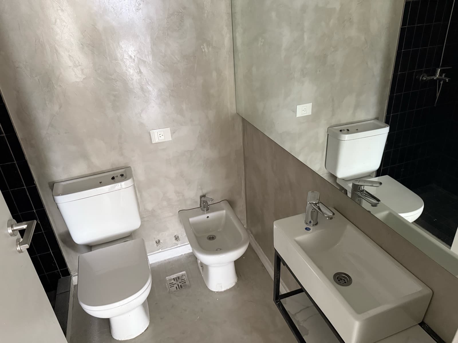 Baño completo con ducha