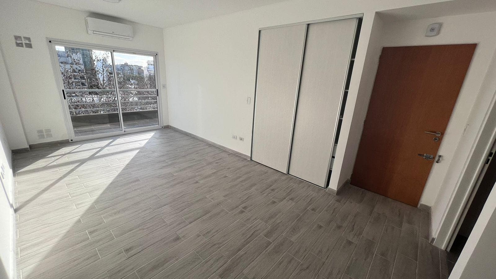 Departamento 1 ambientes en Villa Luro - foto 1