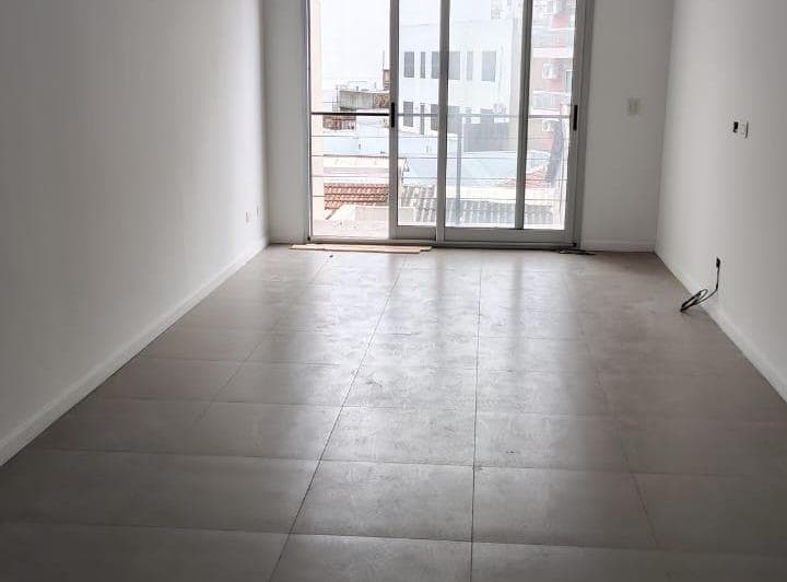 Departamento 1 ambientes en Coghlan - foto 1