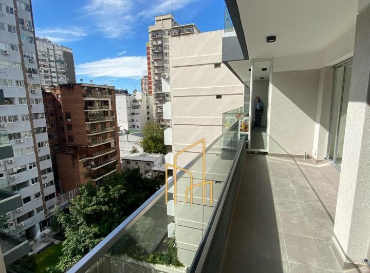 4 ambientes a ESTRENAR con lavadero independiente, balcón con vista abierta, FUL