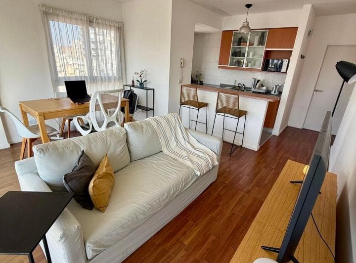 Torre Las Plazas – Amenábar
Dueño directo - Departamento sin amueblar.
Piso 11,