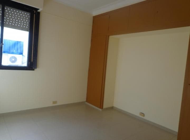Departamento de 3 ambientes Alquiler $ 700.000