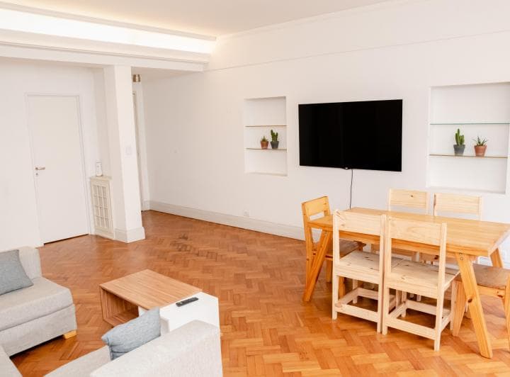 Departamento Alquiler 200m² de 6 ambientes