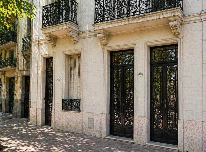 ¡Dueño directo alquila! Amplio PH tipo casa de 90 m2 listo para habitar. Por sus