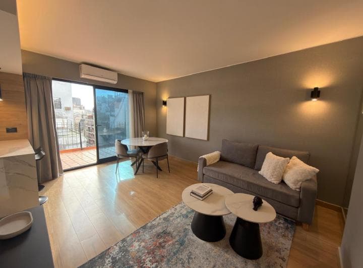 Departamento de 2 ambientes Alquiler USD 1.200