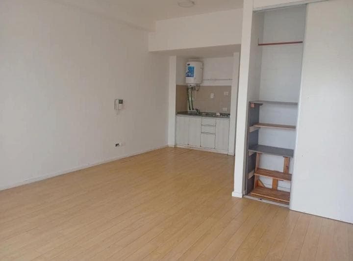 Departamento monoambiente en alquiler en el corazón de Palermo Soho, con patio p