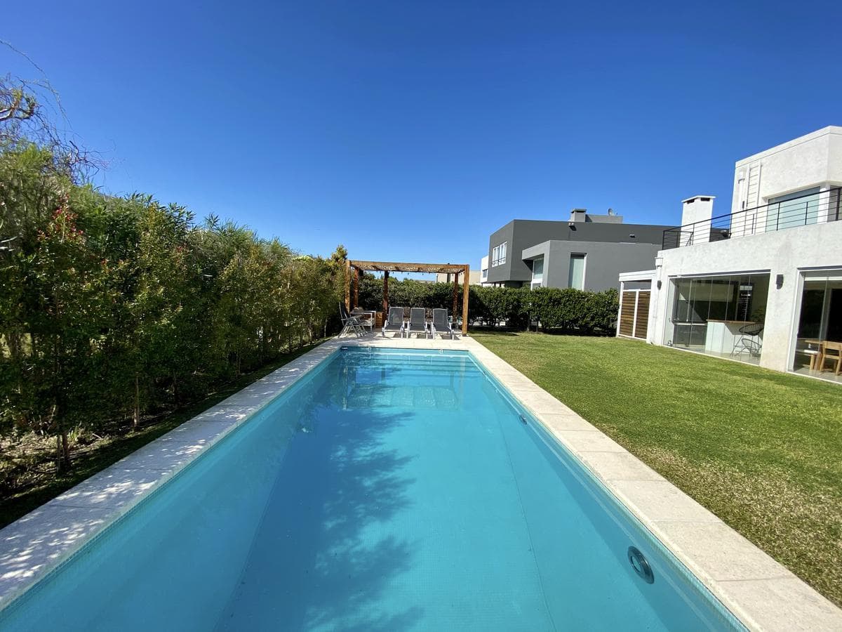 Casa 6 ambientes en Los Lagos, Nordelta - foto 7