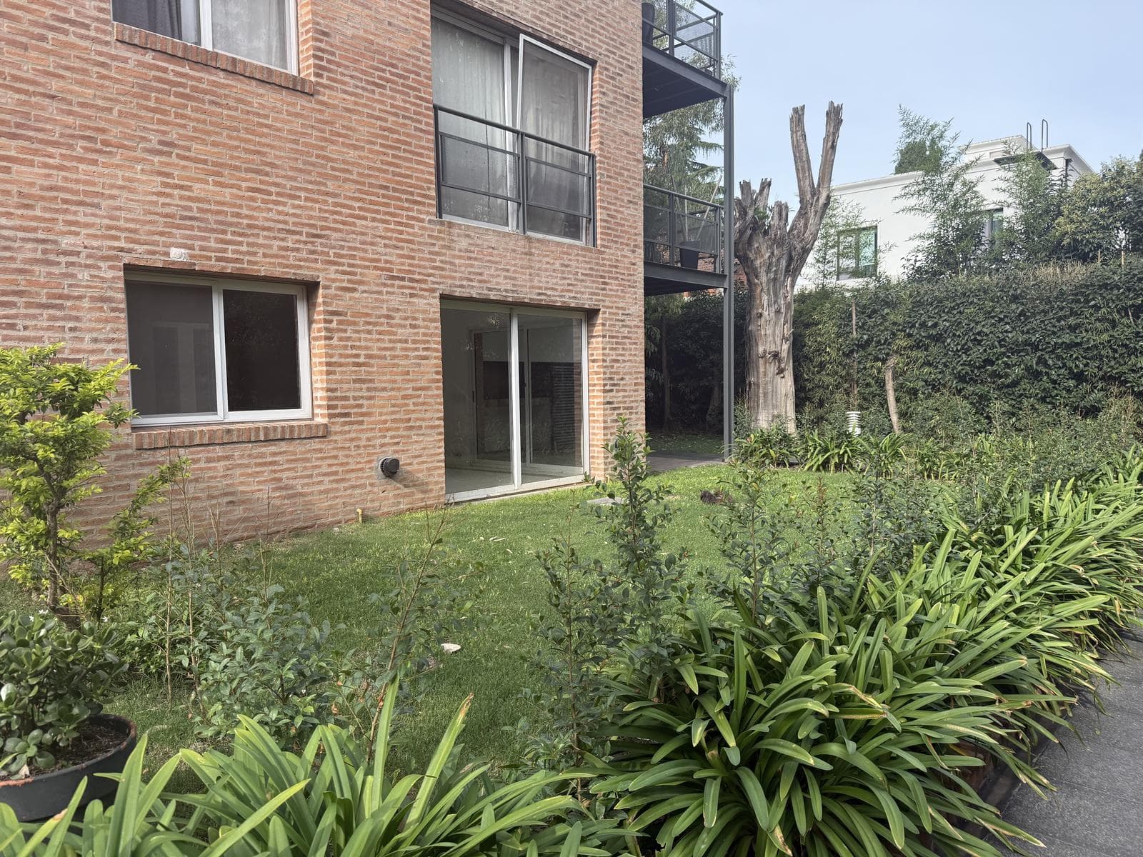 Departamento 2 ambientes en Las Mercedes, Countries/B.Cerrado (Pilar) - foto 2