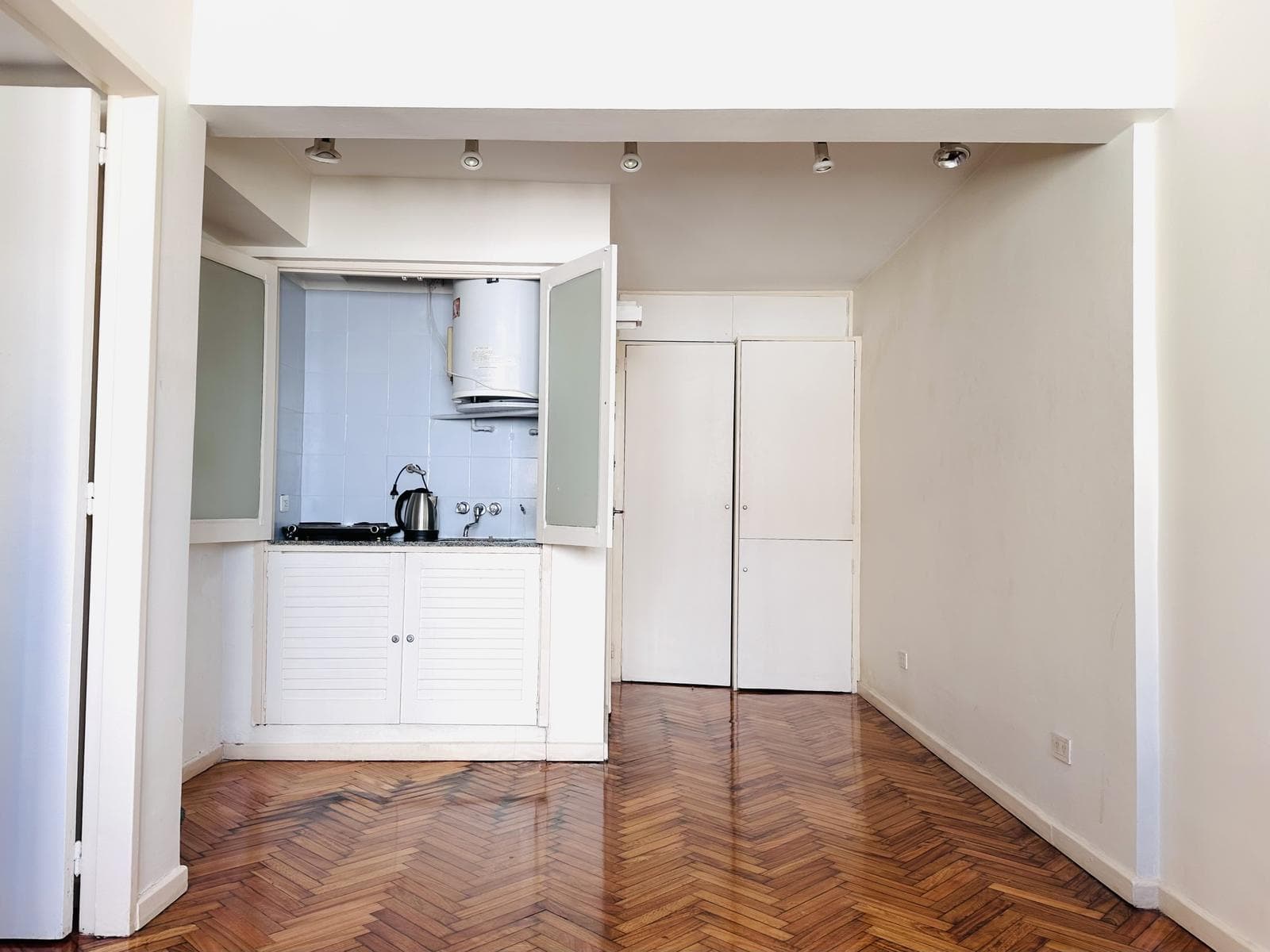 Departamento 2 ambientes en Recoleta - foto 2