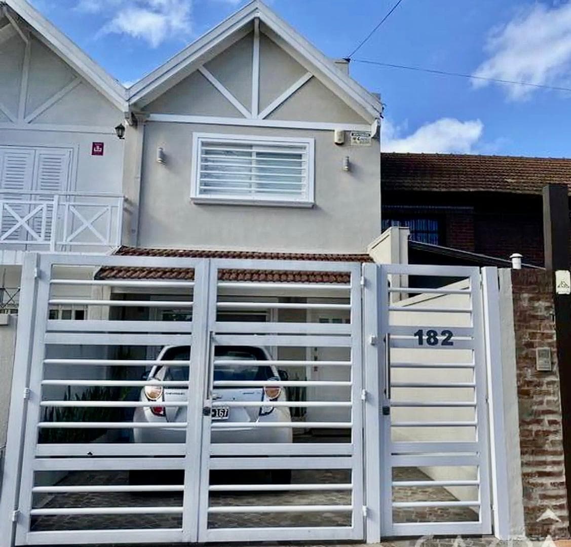 PH 3 ambientes en Adrogue, Almirante Brown - foto 34