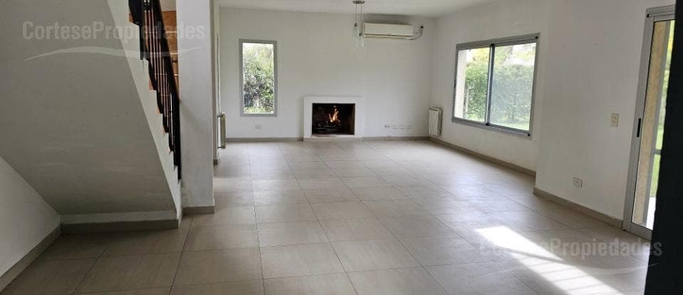 Casa 5 ambientes en Santa Catalina, Villanueva - foto 3