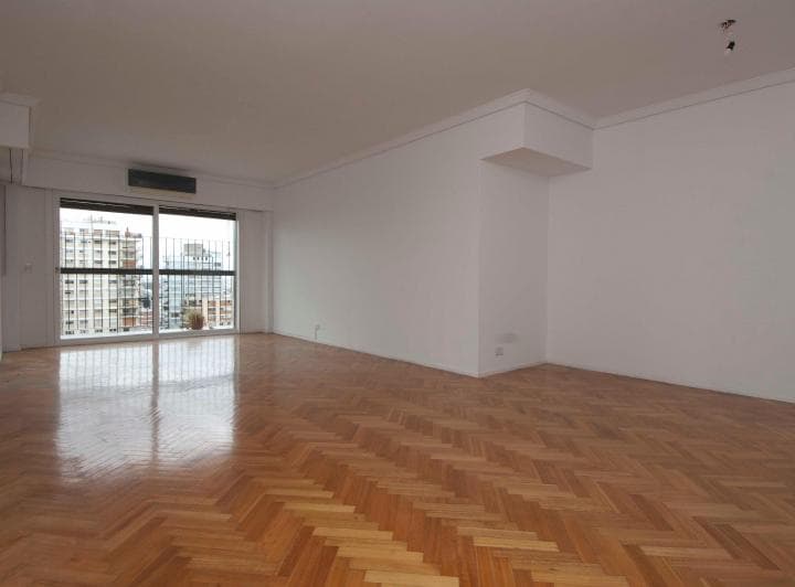 Departamento de 6 ambientes Alquiler USD 2.500
