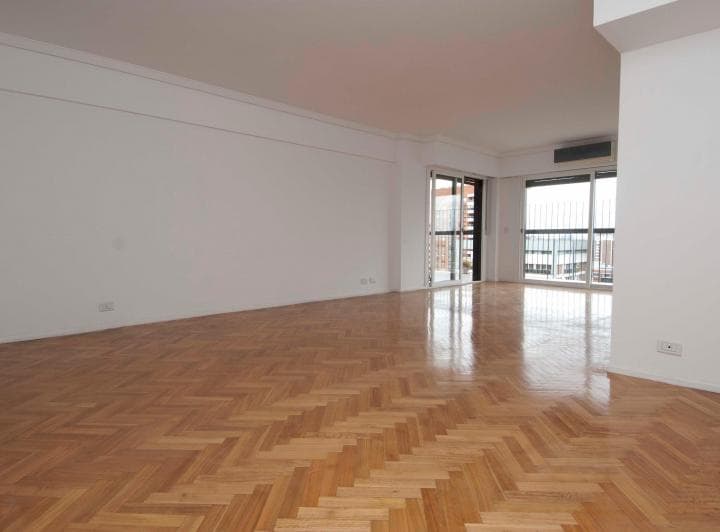 Departamento · 150m² · 6 Ambientes · 1 Cochera - Mercedes González