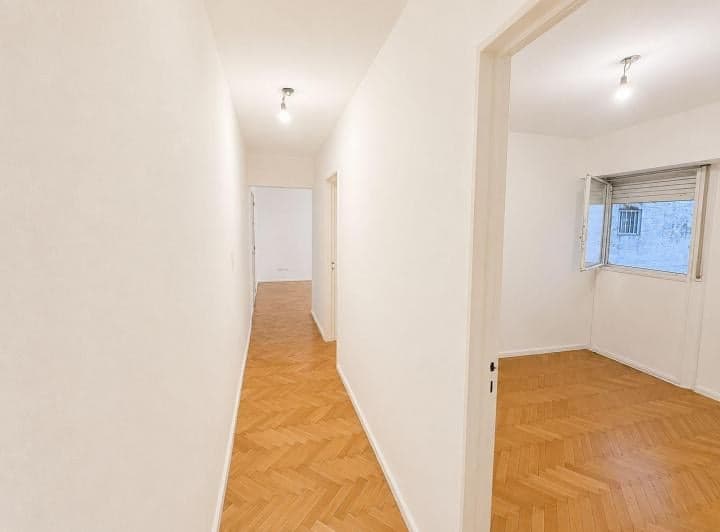 Departamento de 3 ambientes Alquiler $ 900.000
