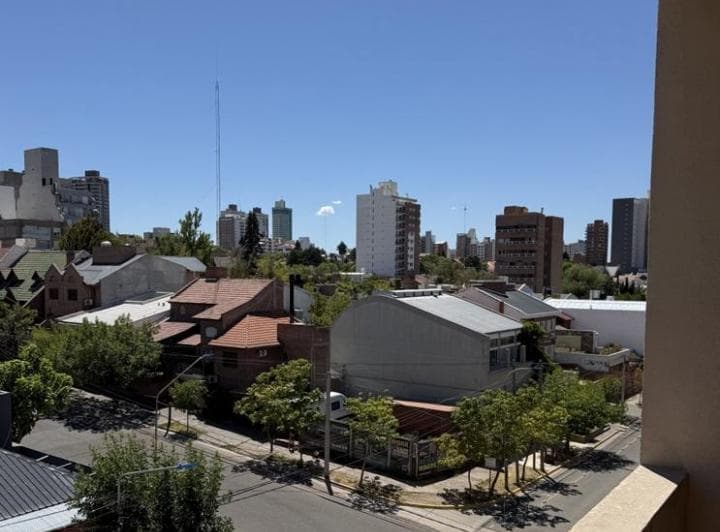 INMOBILIARIA RUTH YERIO ALQUILA IMPECABLE DEPARTAMENTO DOS DORMITORIOS EN ZONA