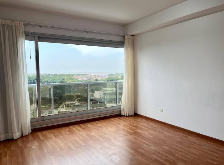 Departamento de 2 ambientes Alquiler USD 1.700