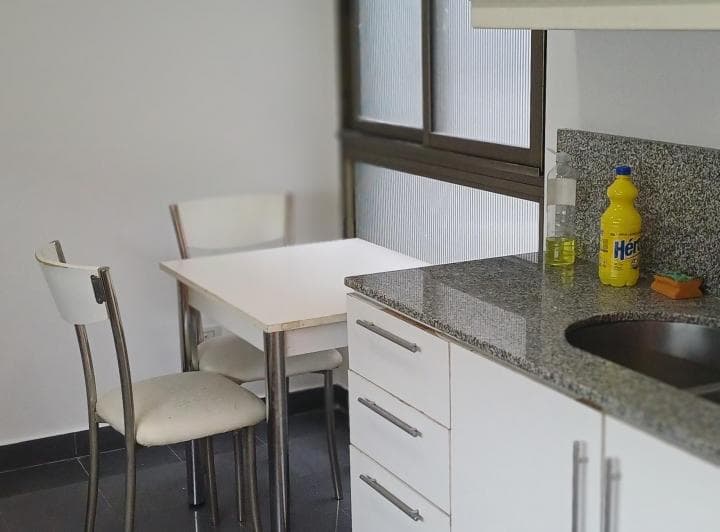 Departamento · 70m² · 3 Ambientes · 1 Cochera - Armando Palomino
