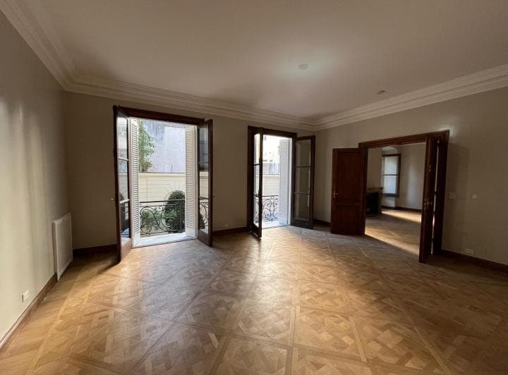 Departamento 580m² Alquiler