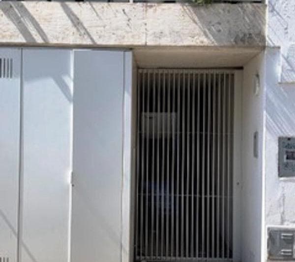 PUERTA ACCESO EDIFICIO