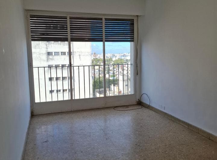 Departamento de 3 ambientes Alquiler $ 760.000