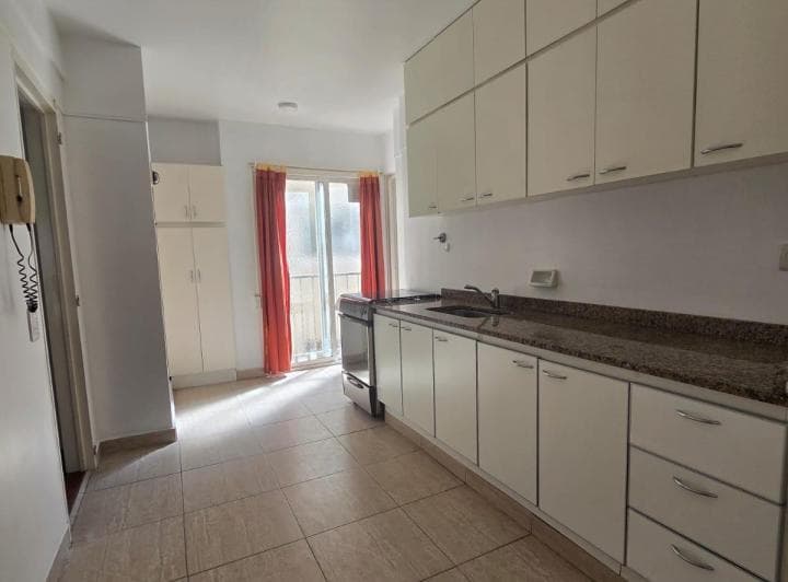 Departamento 80m² Alquiler