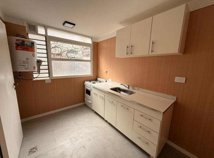 Departamento de 2 ambientes Alquiler $ 700.000
