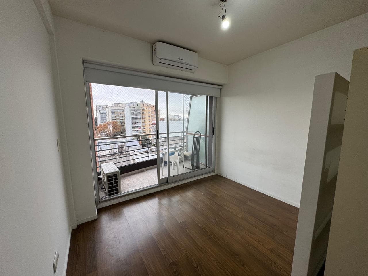 Departamento 1 ambientes en Monte Castro - foto 4