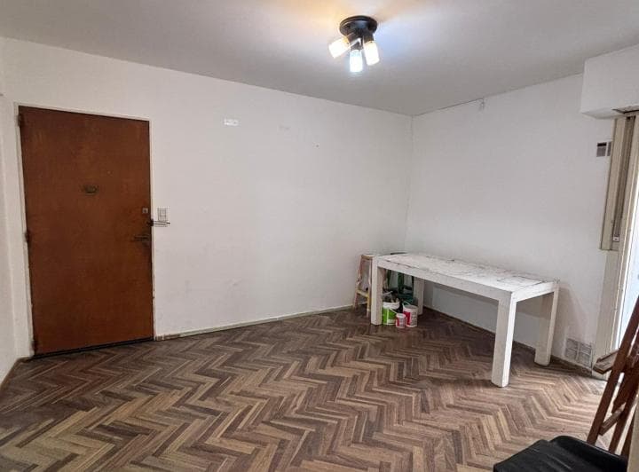 Estupendo departamento de 2 ambientes en Belgrano Chico.
Ubicado en planta baja
