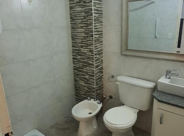 Departamento de 2 ambientes Alquiler $ 650.000